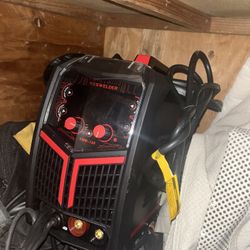 Welder machine