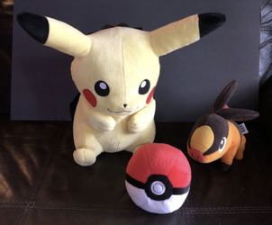 NEVER USED! ALL THREE ARE INCLUDED! Pokémon Pikachu Plush Backpack 16” Costume Bag Nintendo Licences + Poke Ball + Tepig/Pokabu