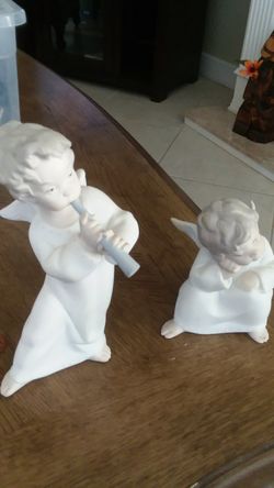 Lladro collectables two boy angels