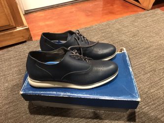 Men’s Shoes Size 9