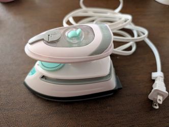 Mini Travel Steam clothing clothes Iron with dual voltage