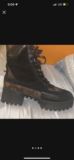 Lv Combat Boots Black And Brown for Sale in New York, NY - OfferUp