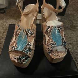 9M Women’s Snake Print Wedge Heels