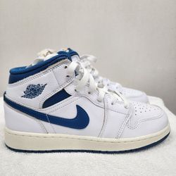 New J's 1 MID SE 7W/5.5Y 