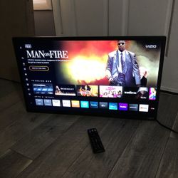 Vizio D-Series 32-inch,720p LED SmartCast Smart TV 