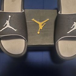 Men's Black Jordan Slip-On (12)