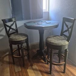Kitchen Table 25$