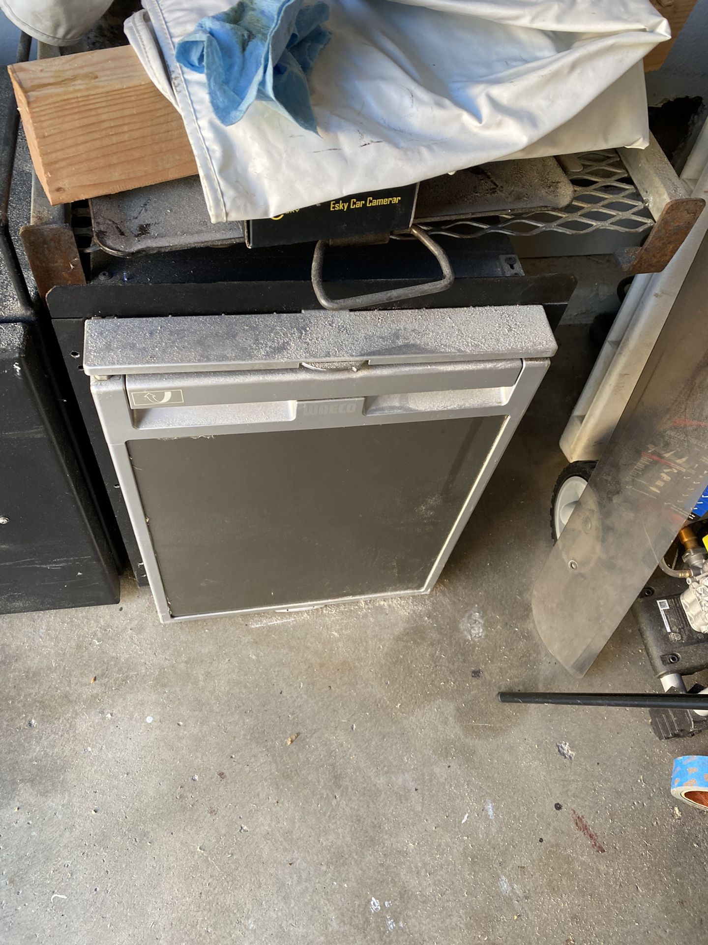 Waeco (dometic) Fridge built in