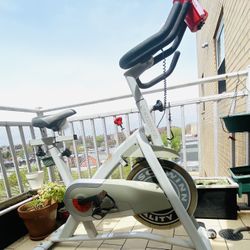 schwinn health fitness and it's a great buy for anyone looking for a more affordable alternative to the Schwinn bike.