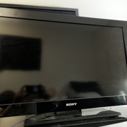Sony Bravia 32 In With Stand KDL-bx300