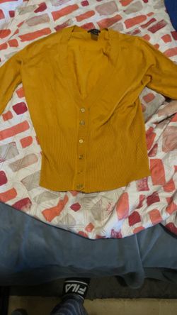 Women’s shirt Size M