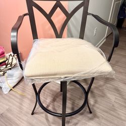 4 Hollow Steel High Bar Chairs