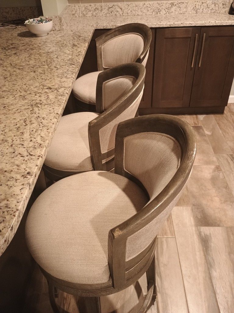 3 Bar Stools 2ft High Wooden Finish With Cushion Gray Tones