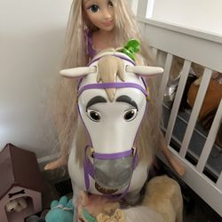 Rupunzle & horse!