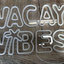 Airbnb Vacation Home Neon Vacay Vibes Light up Sign 