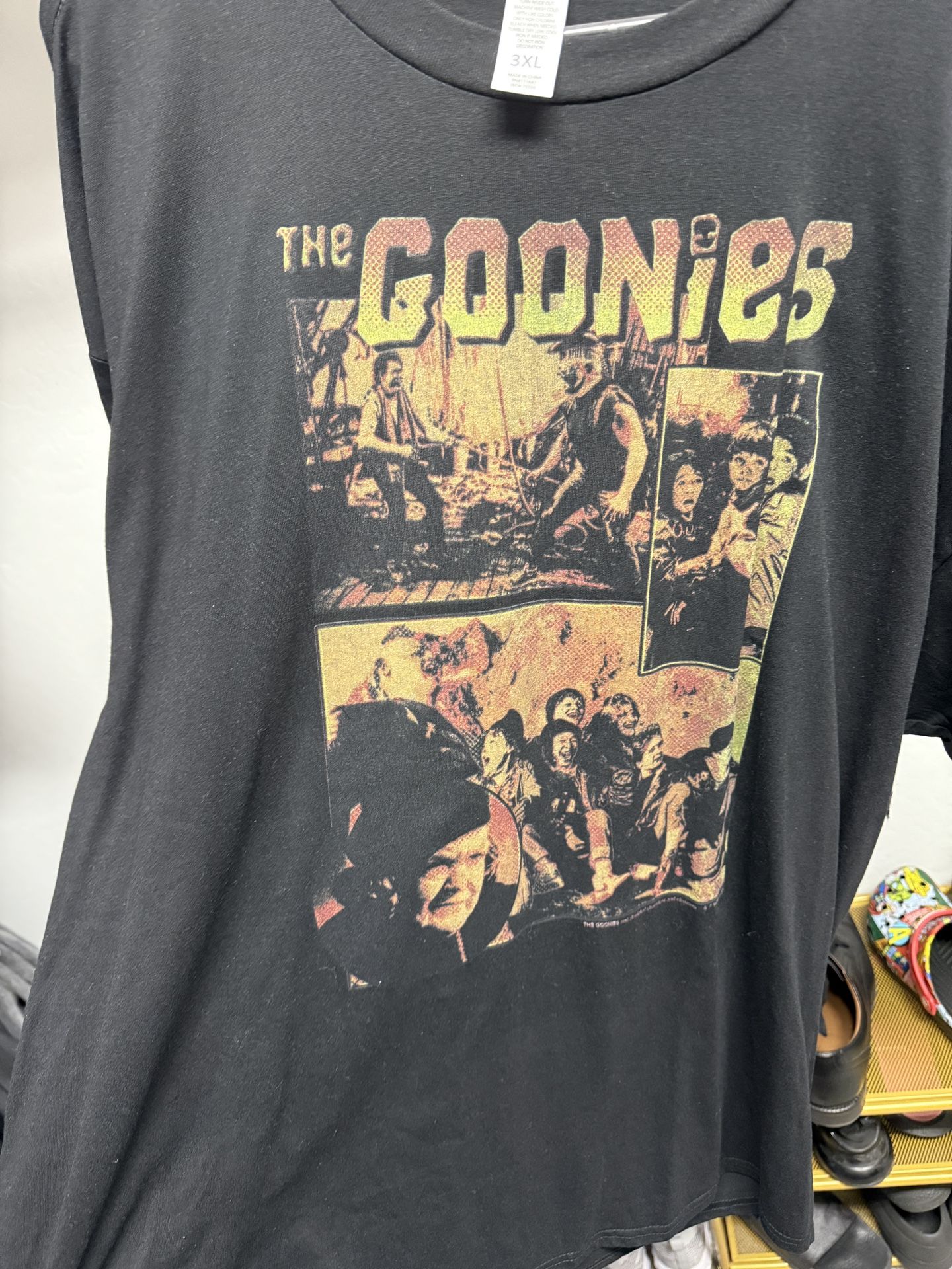 Retro Tee Lot BRAND NEW