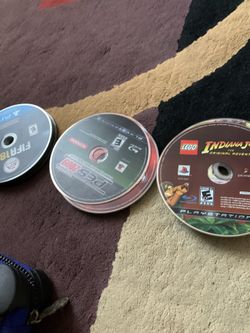 24 pa3 games and 2 ps4 games don’t need them good shape