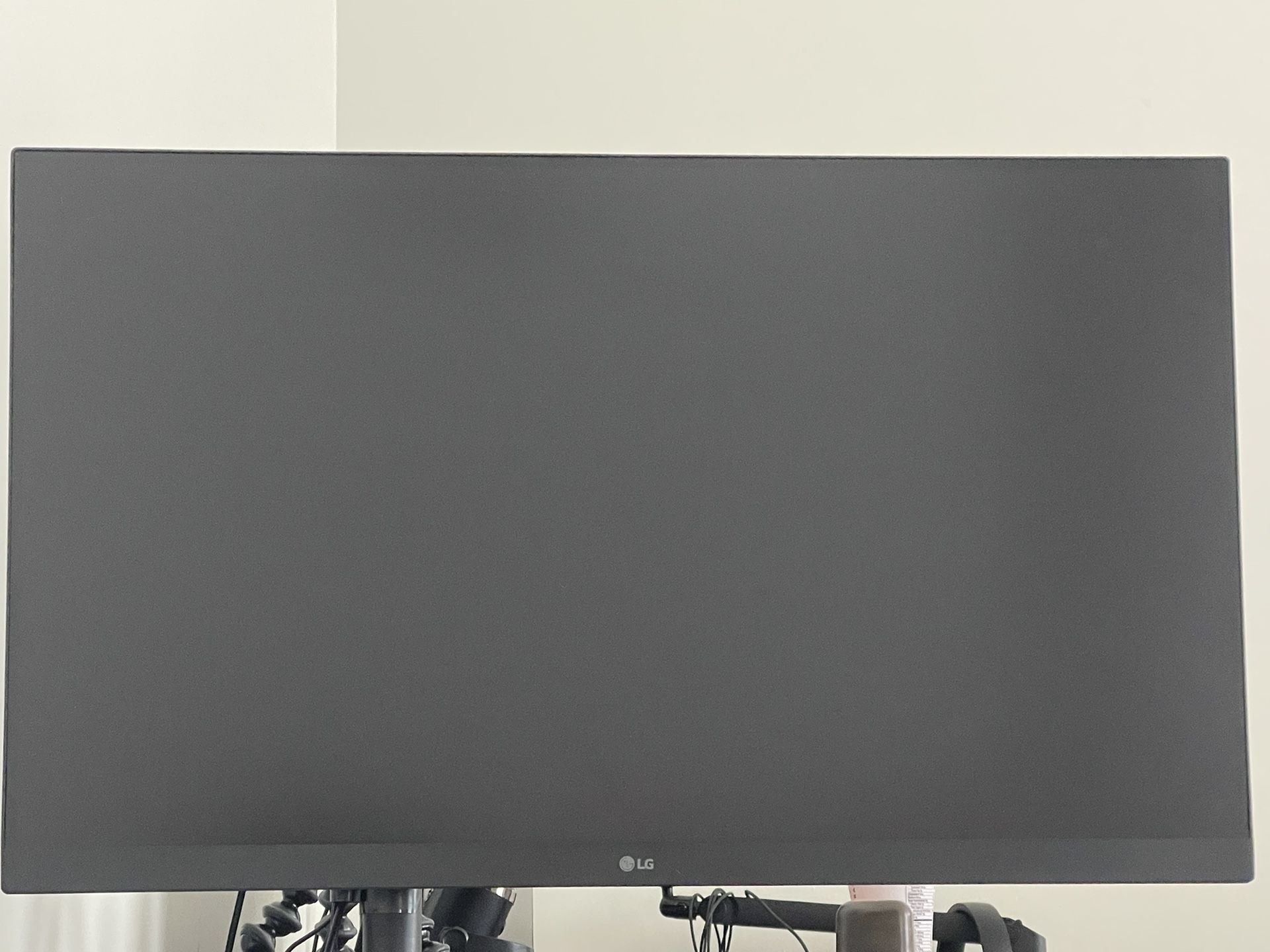 32” LG Ultragear Monitor