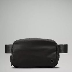 lululemon Crossbody