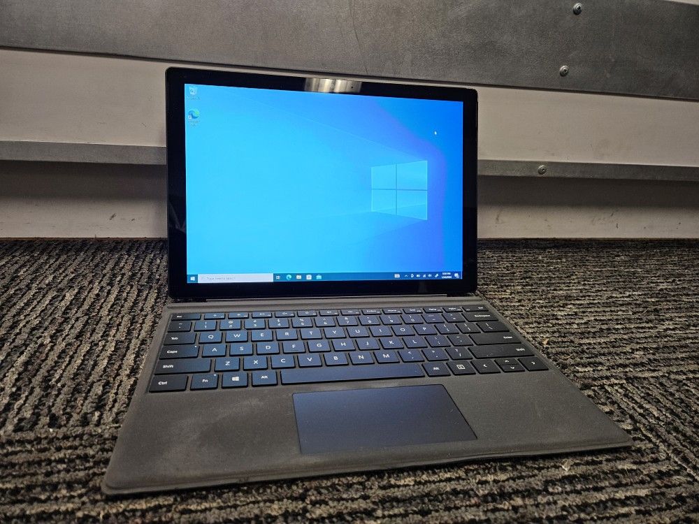 Microsoft Surface Pro 6 Tablet PC Laptop Core I7 8 GB RAM 256 GB SSD