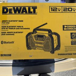 DEWALT 20V MAX Compact Cordless Bluetooth Radio (Tool Only