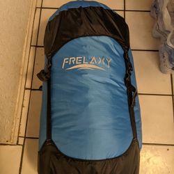 Freelaxy Sleeping bag $20 firm