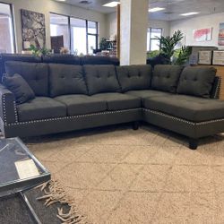 brown linen Sectional Sofa with 2 accent pillows. Comes new in 2 boxes
