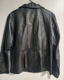 East 5th Women's Genuine Black Leather New without tags Large