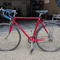 Vintage Raleigh Road Bike