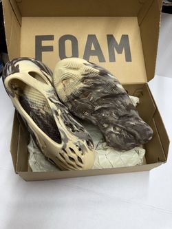 Yeezy foam runners