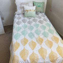 Twin Bed