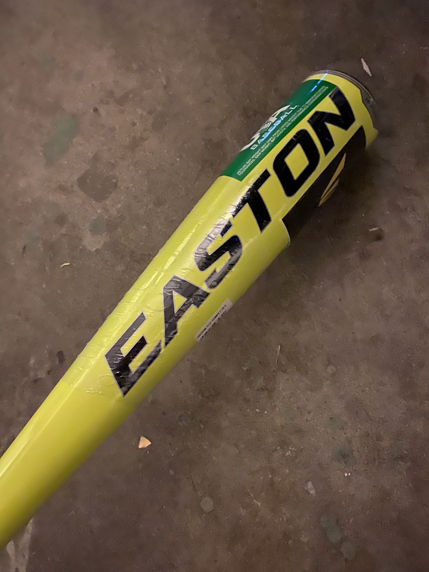 Easton USA 31 inch 23 oz Bat