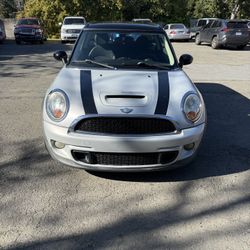 2011 Mini Cooper -only 65k Miles -Clean Title
