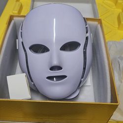 LCD BEAUTY MASK
