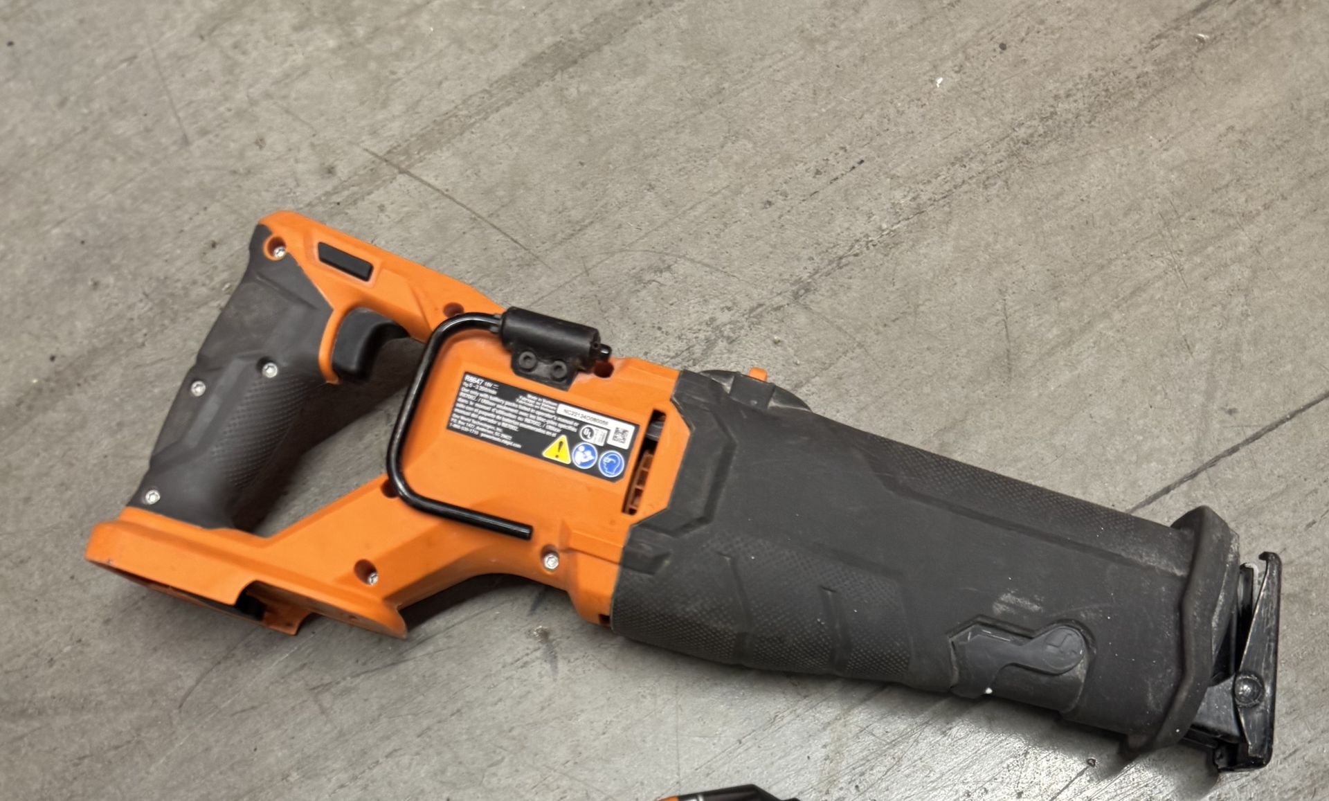 RIDGID 18V BRUSHLESS CORDLESS!!! Reciprocating Saw (Tool Only)