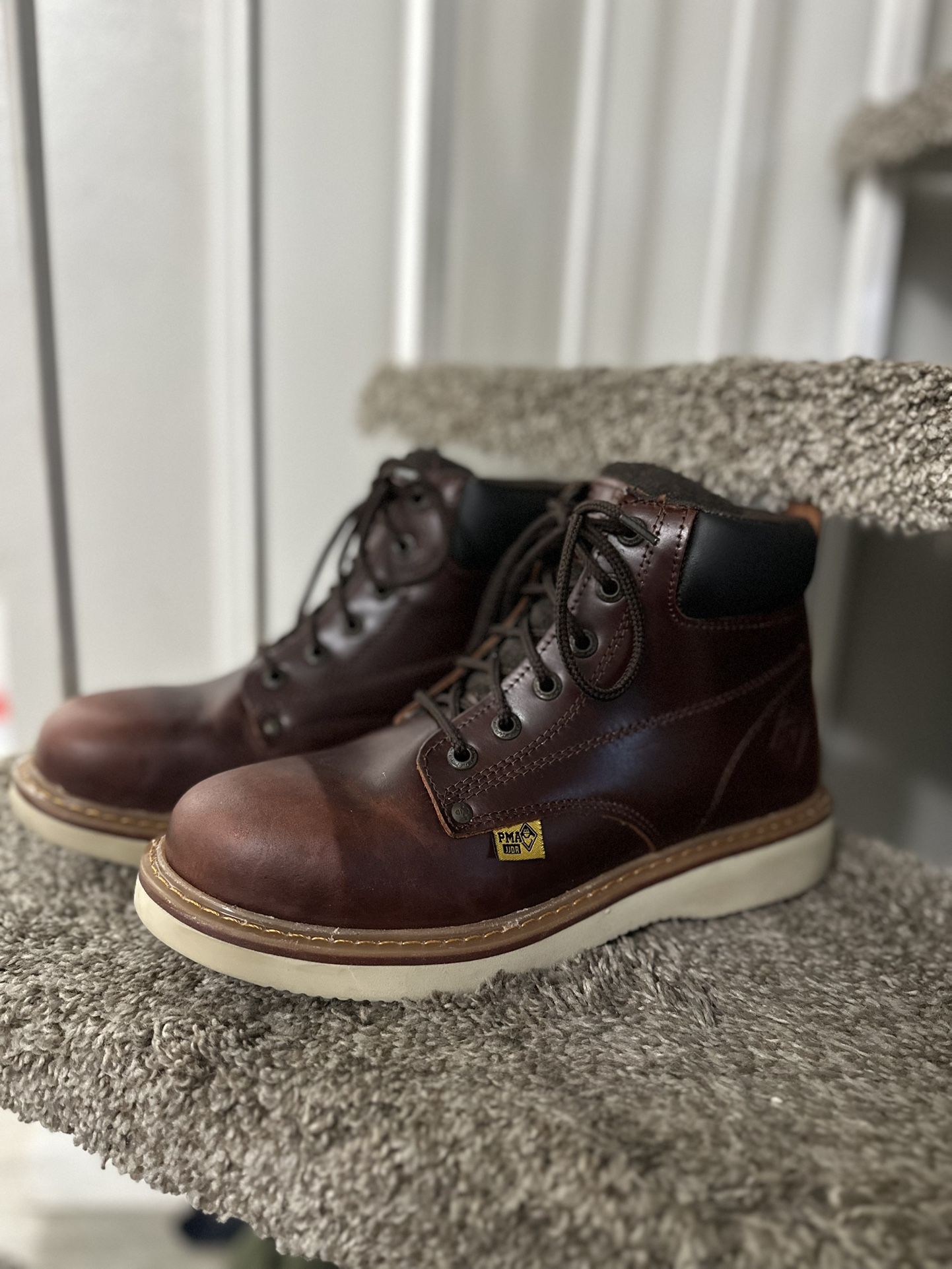 Work boots/ Roofing Boots