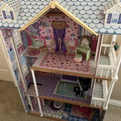 Barbie Dollhouse