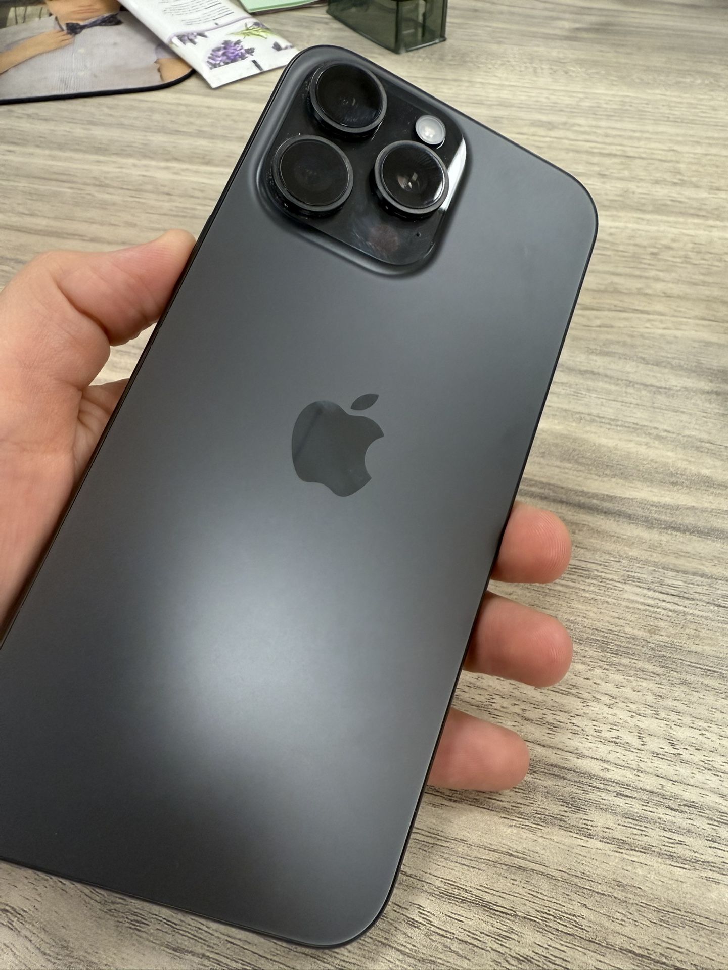 iPhone ProMax 15 256gb