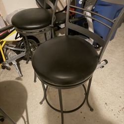 Set Of 3 Bar Stools 