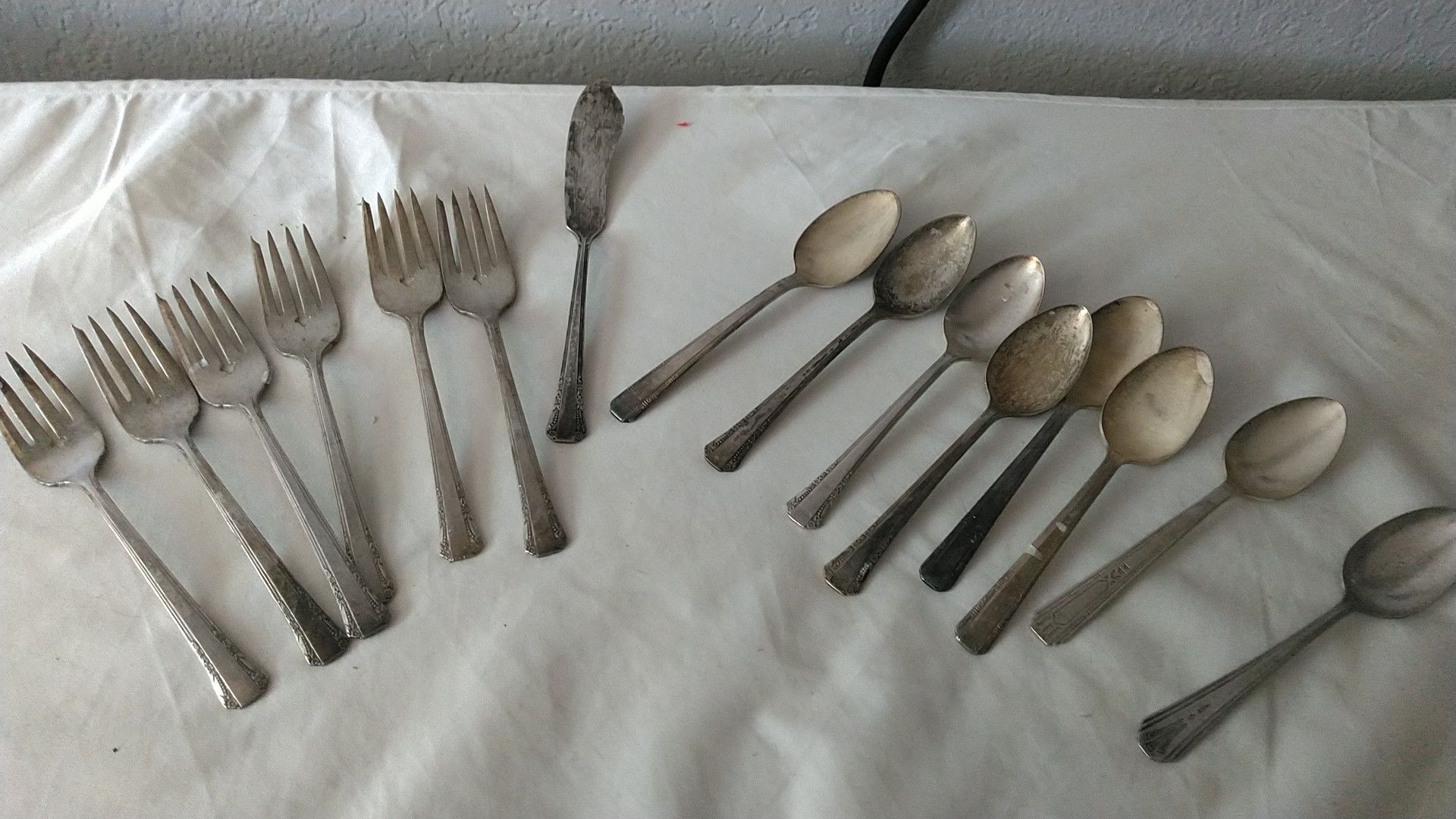 Wm Rogers and Wallace Sterling circa 1881 six forks 8 spoons and 1 butter knife Bandbury Brookwood line