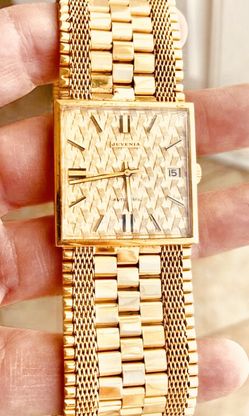 Men’s Rare Junevia 18k Watch, 87 Grams of Gold-Vintage Piece