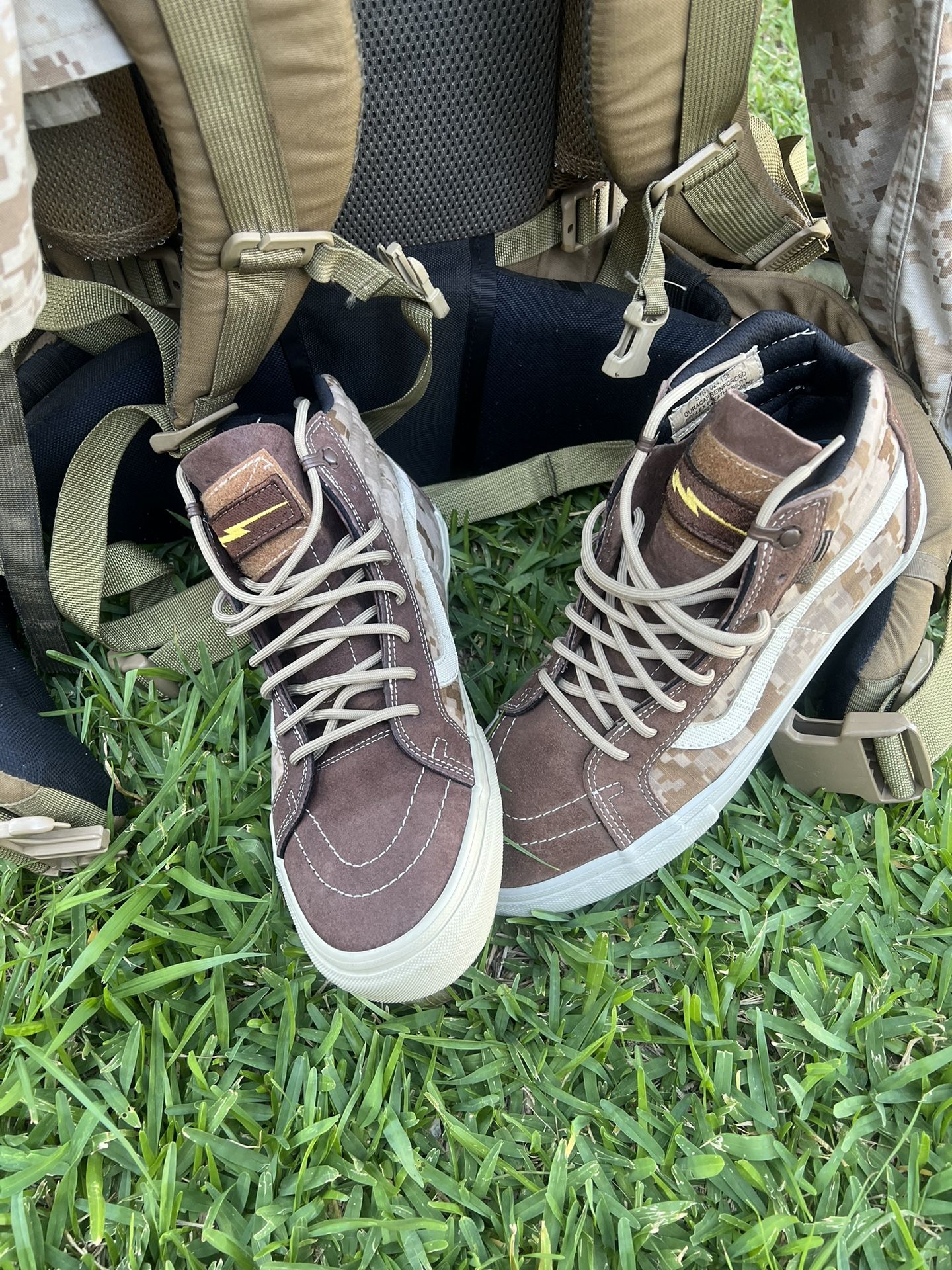 Defcon Vans