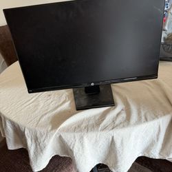 24 In HP Monitor