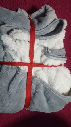 Bath & Body Works Holiday Blanket