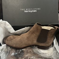Size 9 Men’s Chelsea Boots