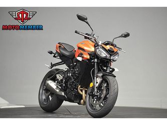 2025 Triumph Street Triple 765 R