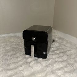 AIR FRYER  AF06D02-M