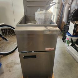 New Commercial Gas Fryer