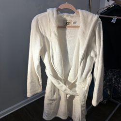 UGG White Color bathrobe for sale