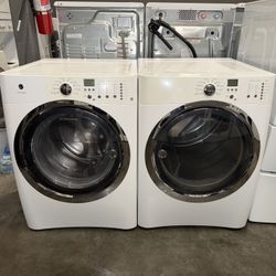ELECTROLUX XL CAPACITY WASHER DRYER ELECTRIC SET 
